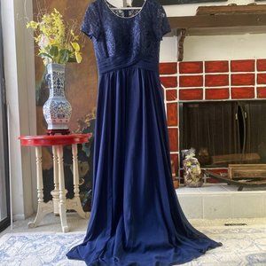 NWT  Mother Of the Bride Prom Bride Maid Empire Waist Chiffon Lining Navy Gown